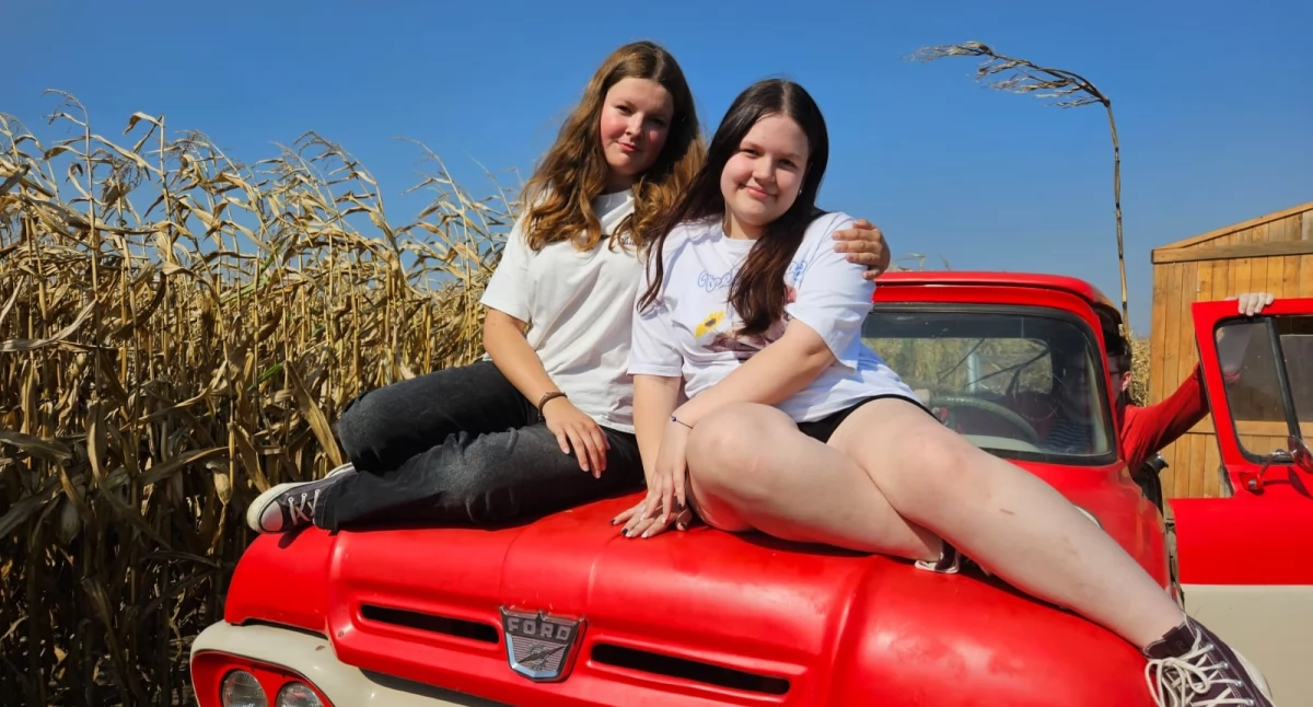Edukacja, Integrowali kukurydzy [zdjęcia] - zdjęcie, fotografia
