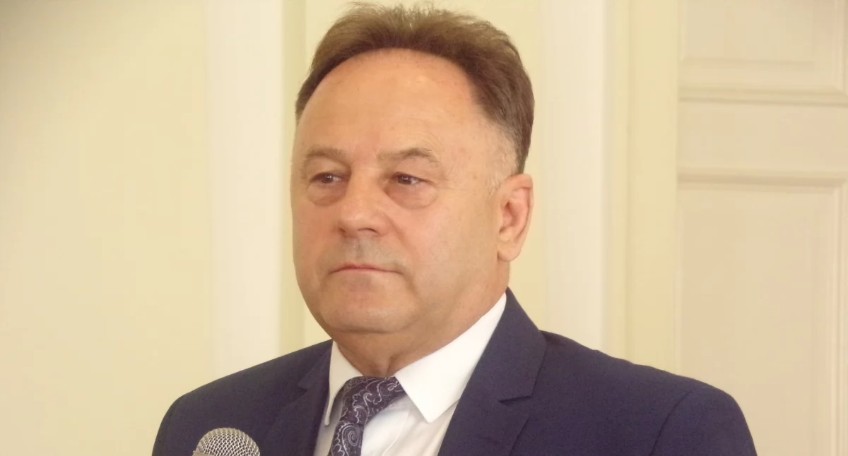 Polityka, Odważny starosta lipnowski - zdjęcie, fotografia