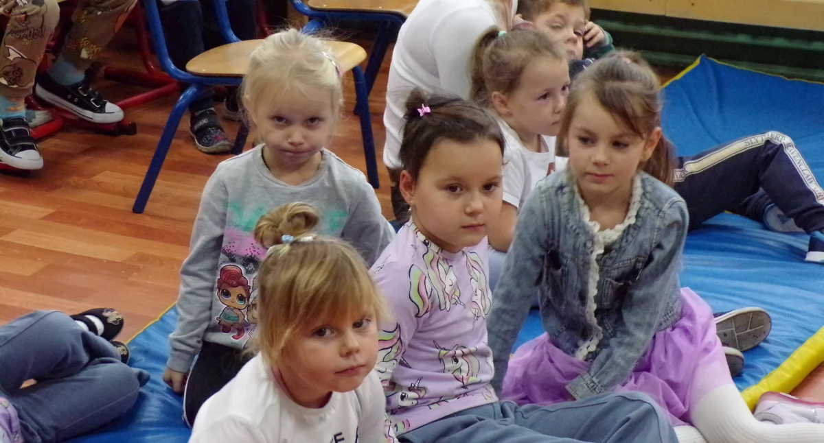 Edukacja, Lekcja prawach dzieci [zdjęcia] - zdjęcie, fotografia