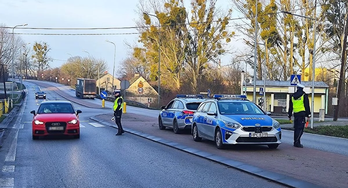 Komunikaty i profilaktyka, Poranek trzeźwy weekend zakrapiany - zdjęcie, fotografia