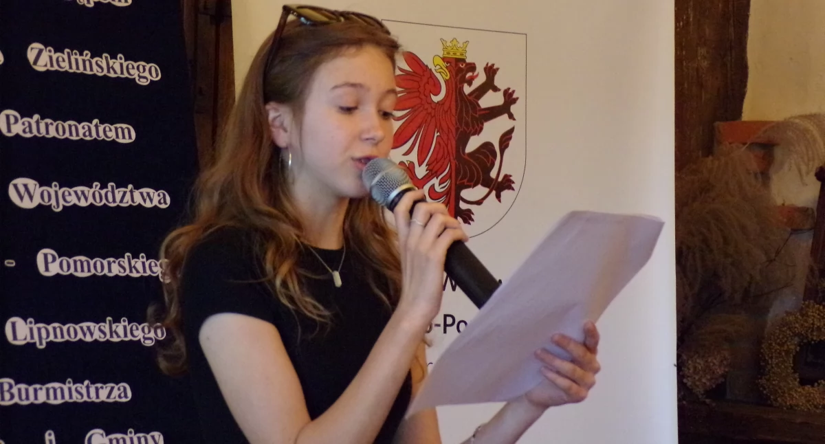 Wydarzenia lokalne, szansa młodych poetów - zdjęcie, fotografia