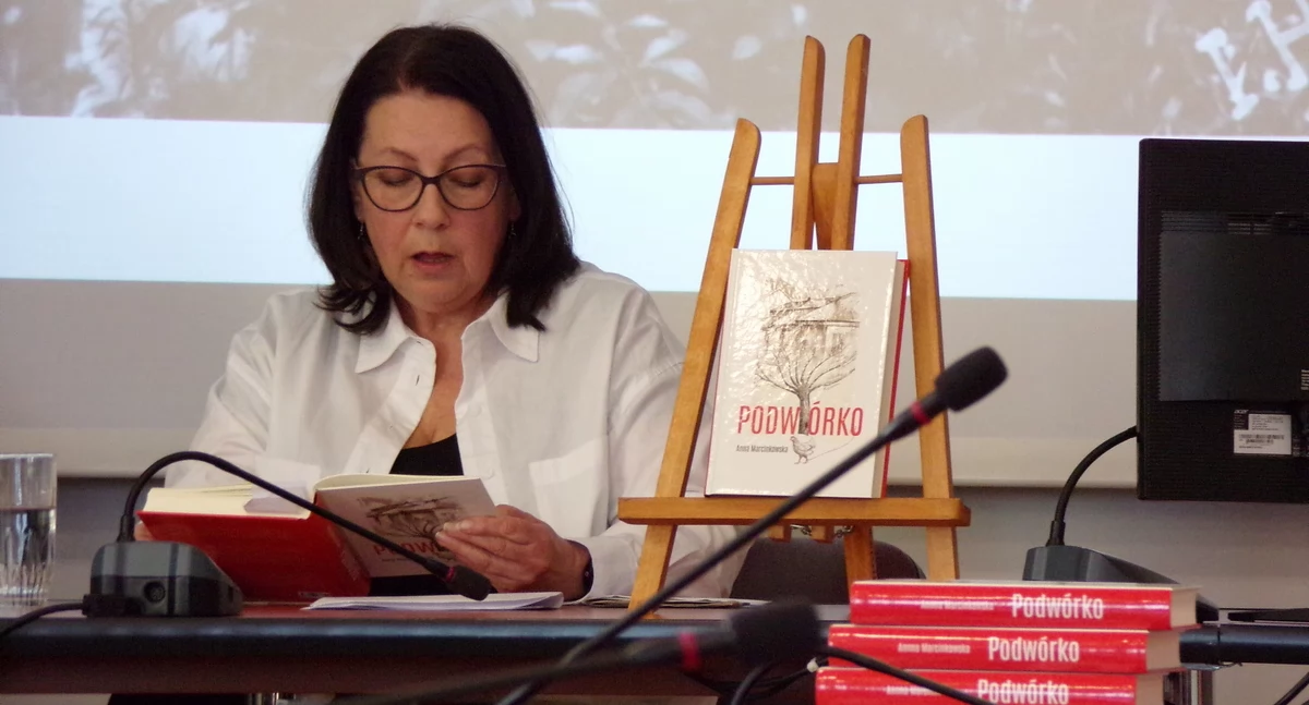 Wydarzenia lokalne, Sentymentalna podróż przez Podwórko [zdjęcia] - zdjęcie, fotografia