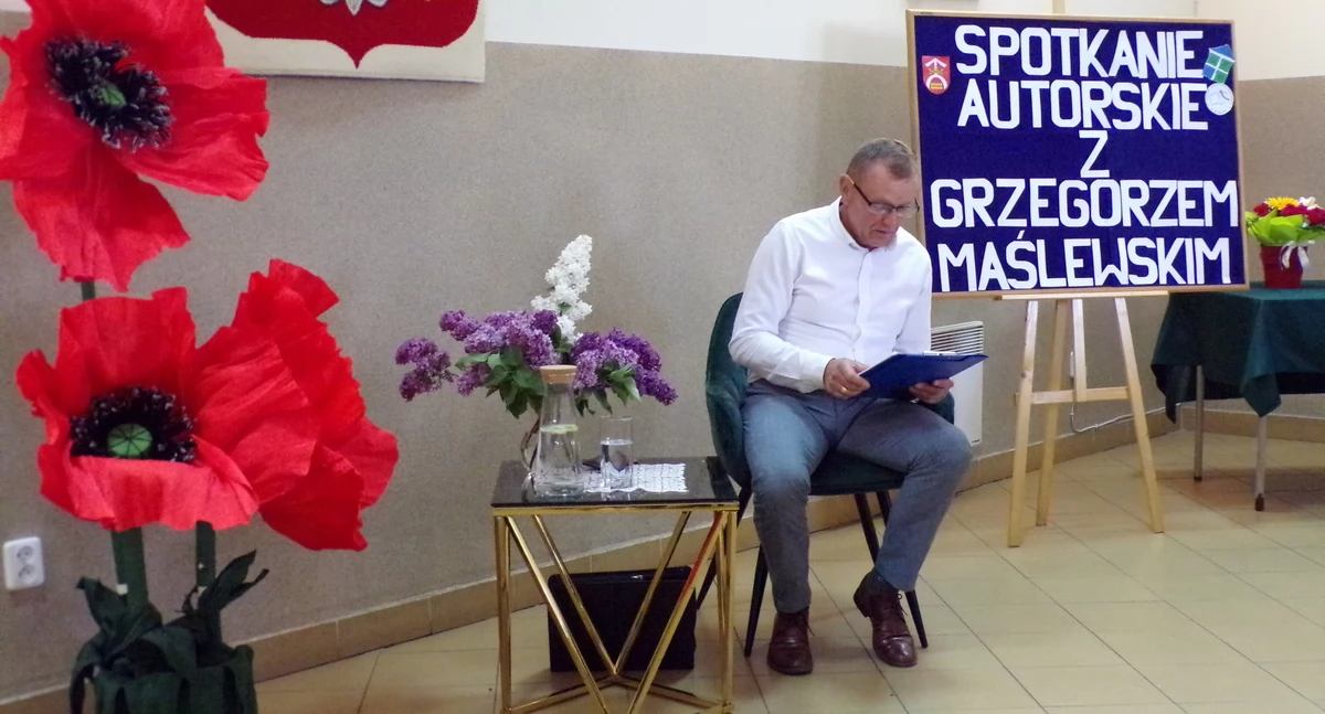 Wydarzenia lokalne, Smutek wpisany życie poezję [zdjęcia] - zdjęcie, fotografia