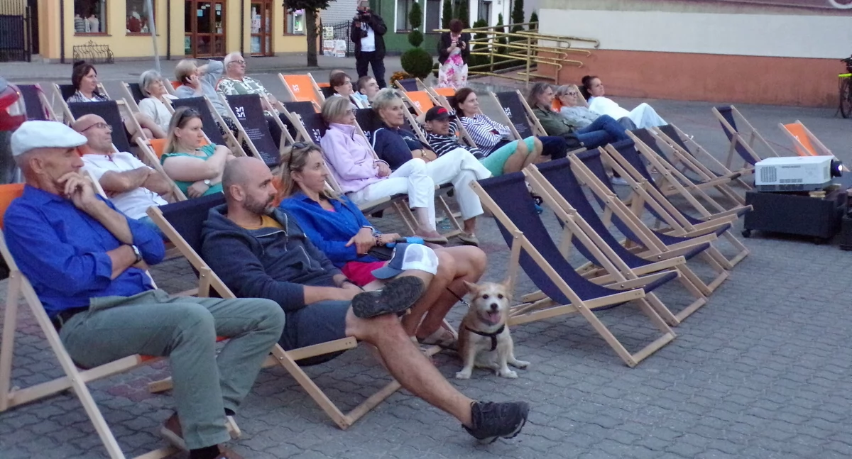 Wydarzenia lokalne, Rynku Królowym Moście [zdjęcia] - zdjęcie, fotografia
