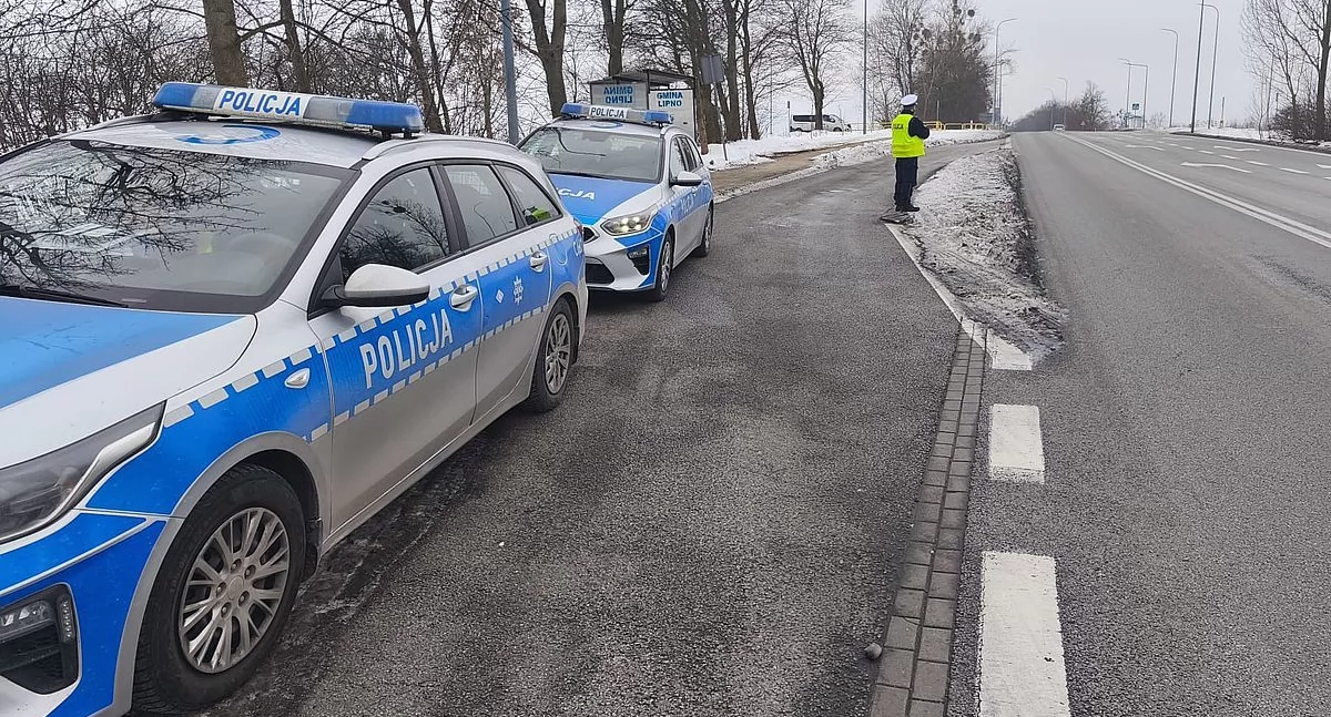 Kronika kryminalna, Niebezpiecznie drogach policja poucza upomina - zdjęcie, fotografia