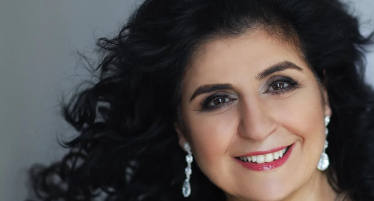 Imprezy, Zaśpiewa Eleni - zdjęcie, fotografia