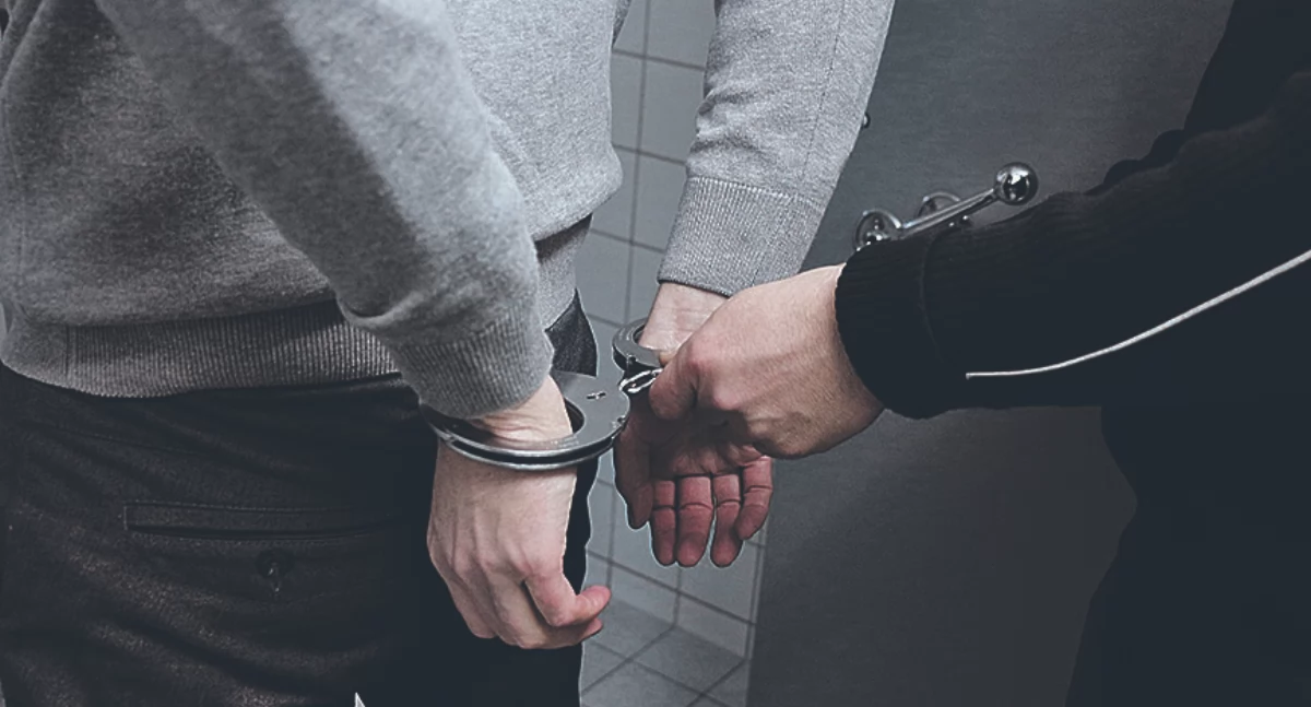 Kronika kryminalna, Jeden chciał zrobić pranie drugi zaznać miłości tędy droga - zdjęcie, fotografia