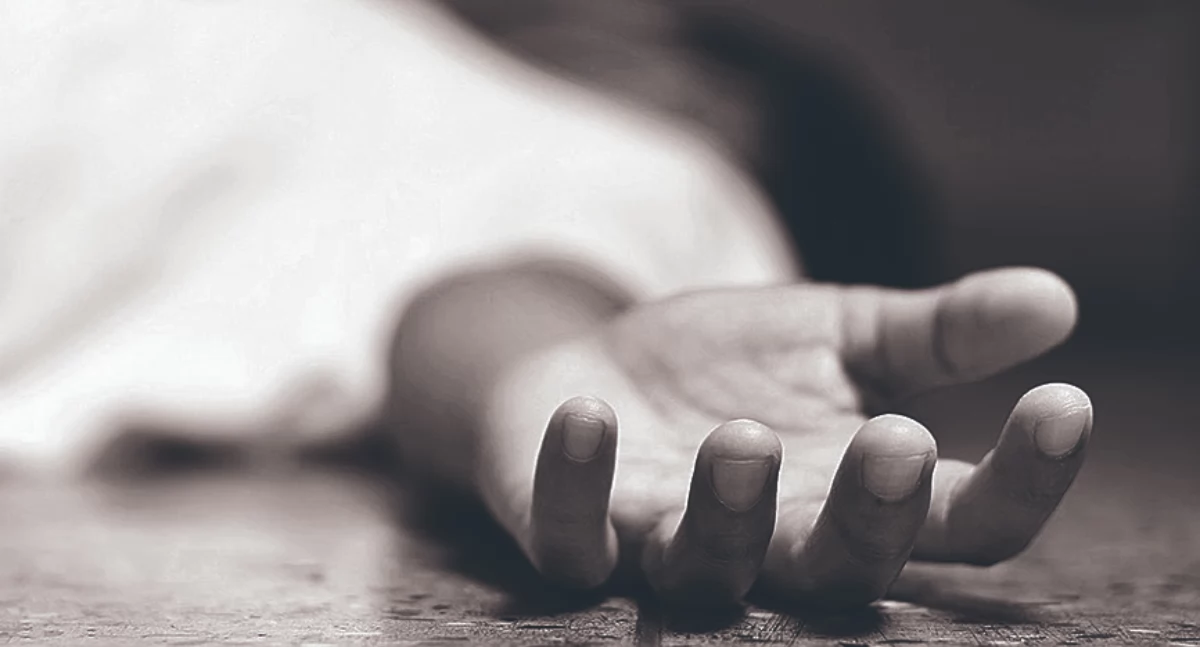 Kronika kryminalna, Makabryczna zbrodnia Kikole Zwłoki znaleziono przed domem - zdjęcie, fotografia