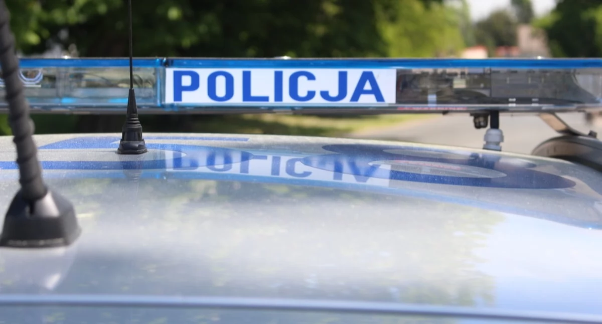 Kronika kryminalna, Kierujący motorowerem zignorował zaczęło - zdjęcie, fotografia