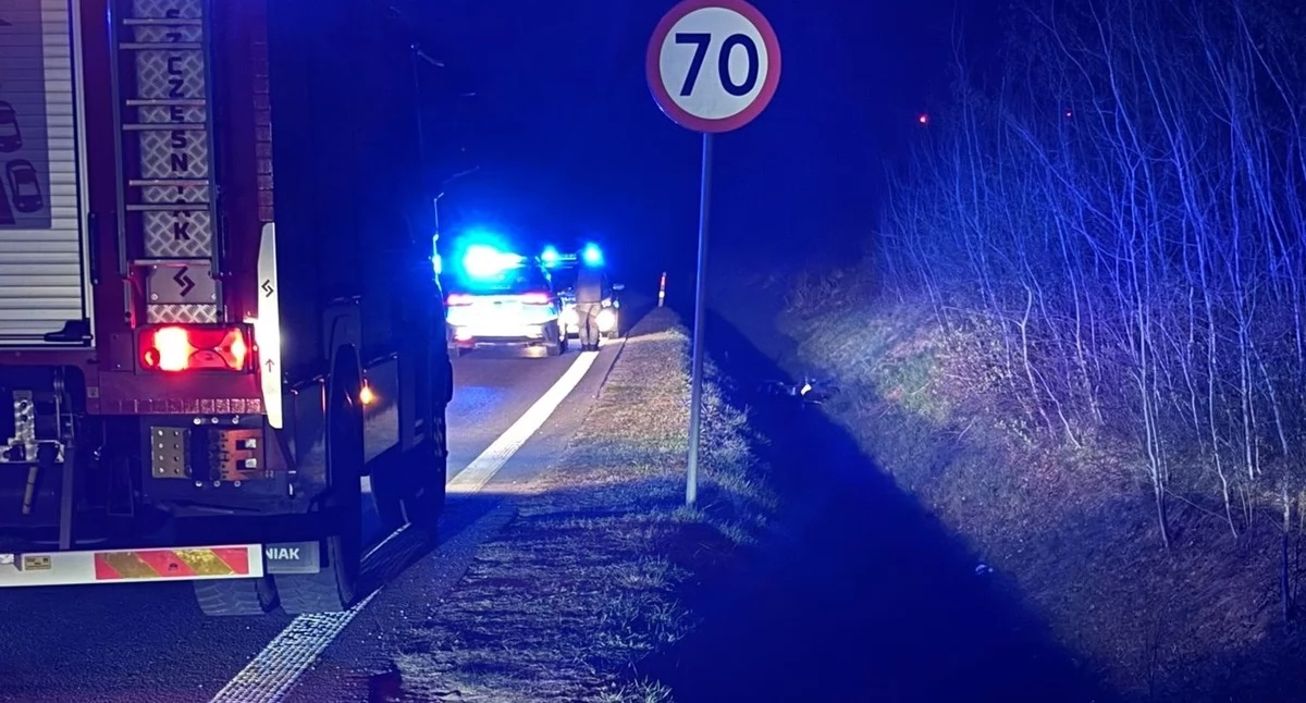 Wypadki, wyprzedzał wjechał - zdjęcie, fotografia