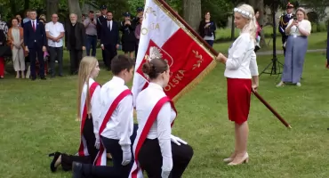 Burmistrz chce sądu, była dyrektor przeprosin