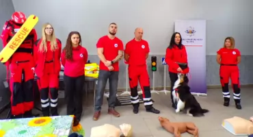 Bezpiecznie na lodzie i na drodze [zdjęcia]