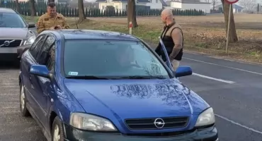 43-latek jechał po całej jezdni. Przyczyna? Blisko 3 promile alkoholu