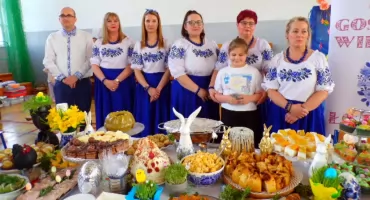 Wystawili wielkanocne stoły w Wichowie [zdjęcia]