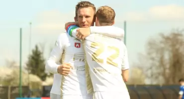 Ważna wygrana Wisły Dobrzyń. Znowu są na podium IV ligi [zdjęcia]