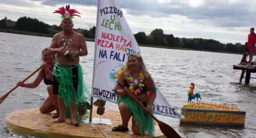 Pływali nie na byle czym [zdjęcia]